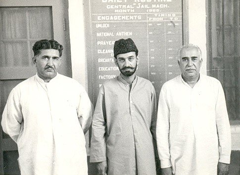 Baloch – Pakistan Permanent Conflict –   Nawab Akbar Bugti (Left) and Mir Ghaus Bakhsh Bizenjo (Right)