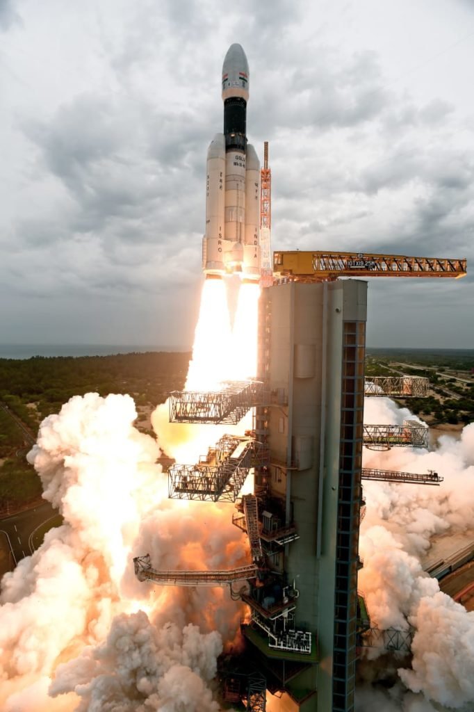 ISRO Space Mission: Chandrayaan 2 Space Vehicle Lift Off imageISRO Space Mission: Chandrayaan 2 Space Vehicle Lift Off image