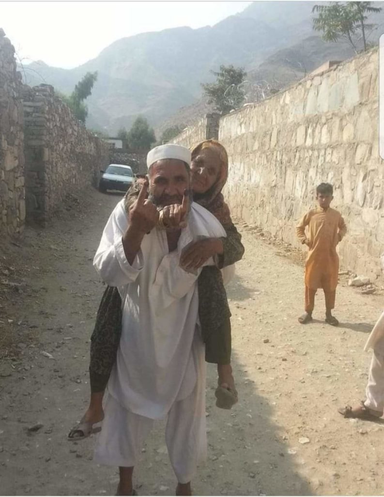 Despite threats from Pakistan backed Taliban Terrorists, People voted during Afghan Elections.