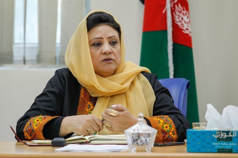 Afghanistan's Independent Election Commission (IEC)  chief, Hawa Alam Nuristani making the announcement of delayed election results
