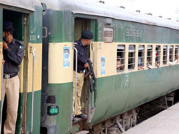 Special Train announced in Pakistan on Christmas